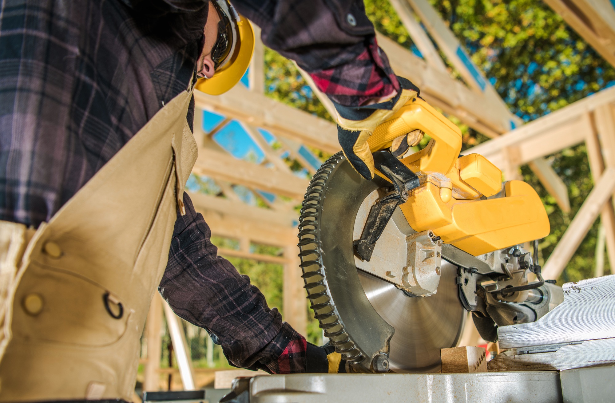 Circular Wood Saw Work