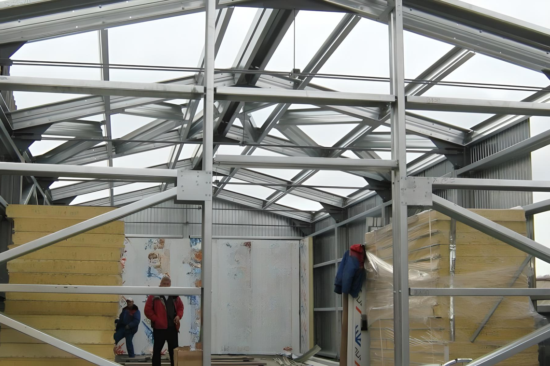 Metal frames11